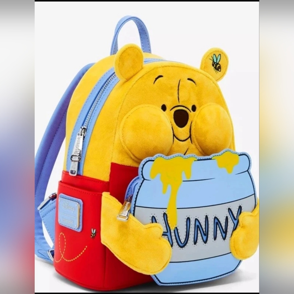 Loungefly Puffy Cheek Winnie the Pooh Backpack (Price Is Firm)